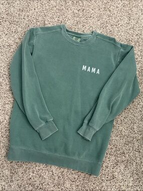 Women’s Mama sweater